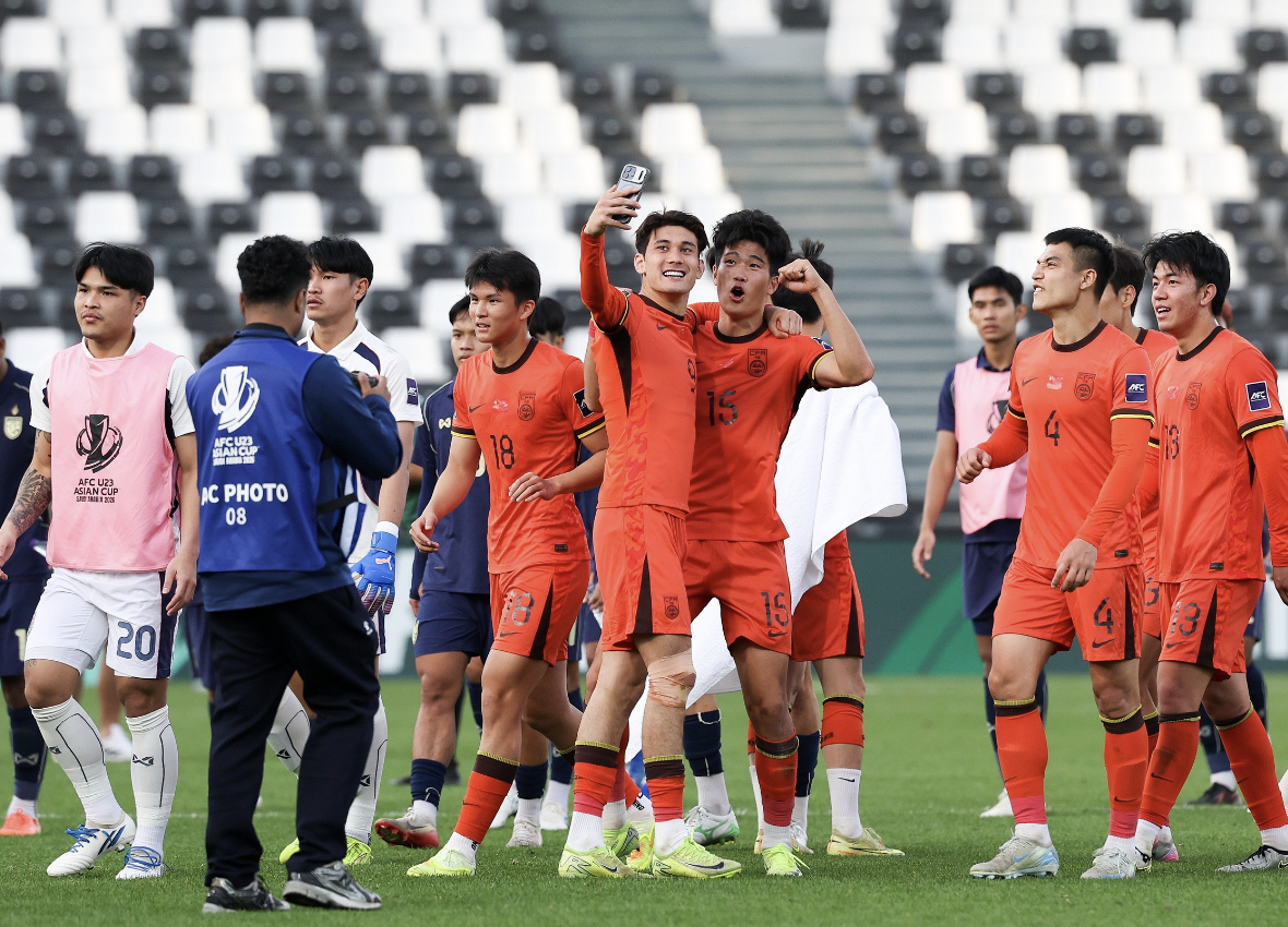 足球联赛-5-3 3-2！亚洲足球变天：西亚豪强全出局 东亚或包4强 国足要加油