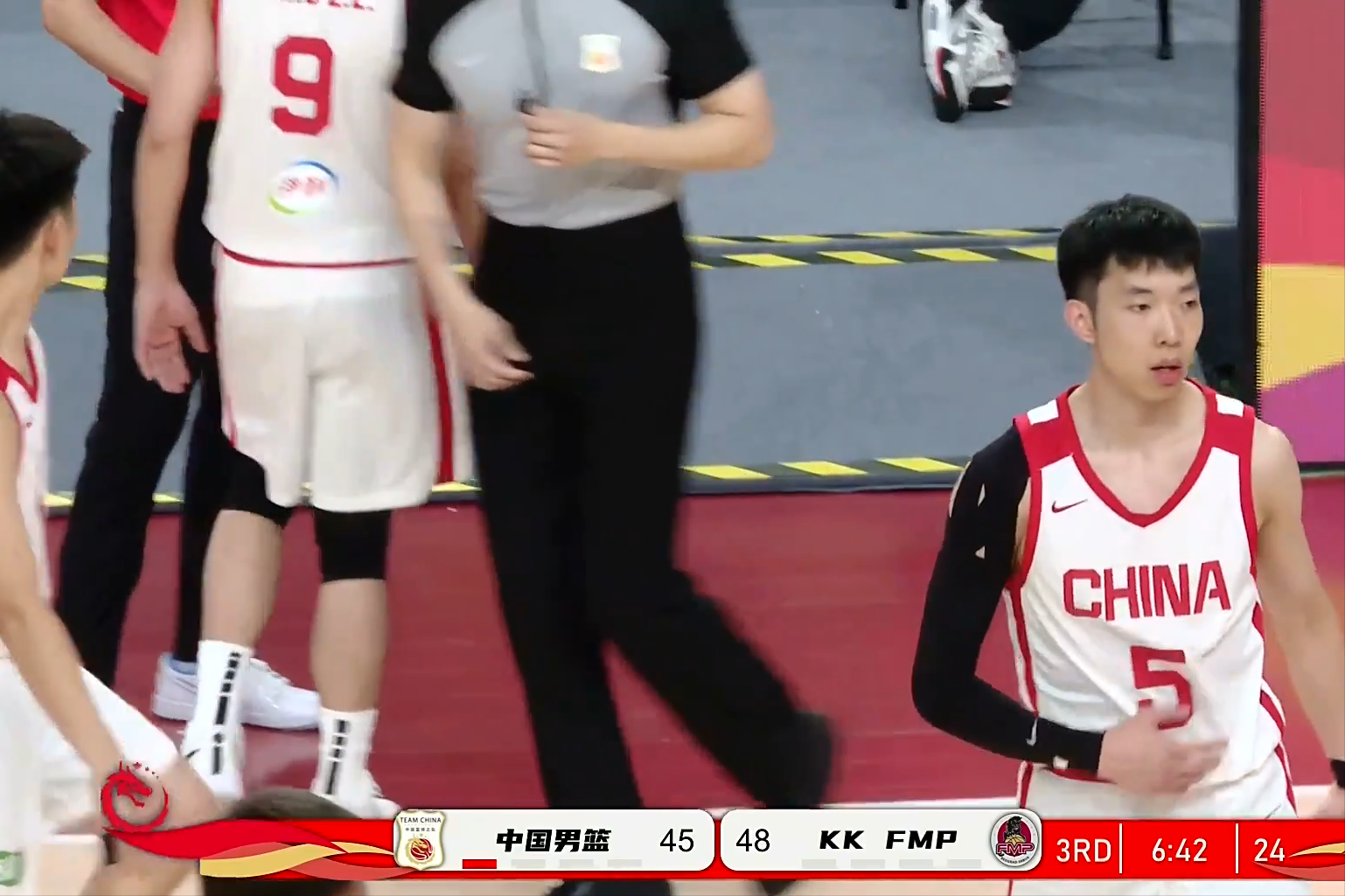 五大联赛-中国男篮后卫群给力，赵继伟可以歇歇了，三人合计38分